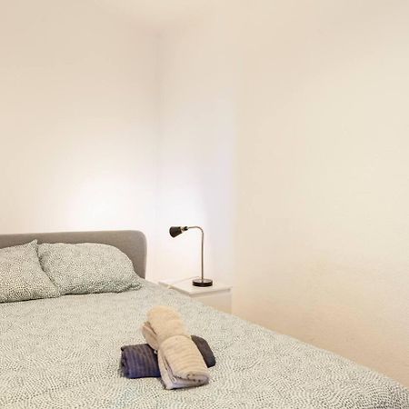 Apartamento Relax In Lisbon For 4 People With Terrace And Parking Exterior foto