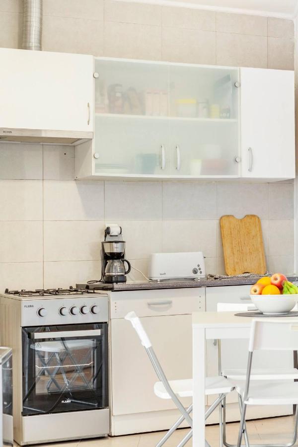 Apartamento Relax In Lisbon For 4 People With Terrace And Parking Exterior foto